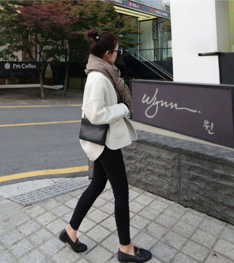 Cocoon loại áo hai mặt cashmere đoạn ngắn áo len nhỏ ngắn phía trước dài rộng bán rộng phiên bản lỏng lẻo couple tx áo khoác nữ