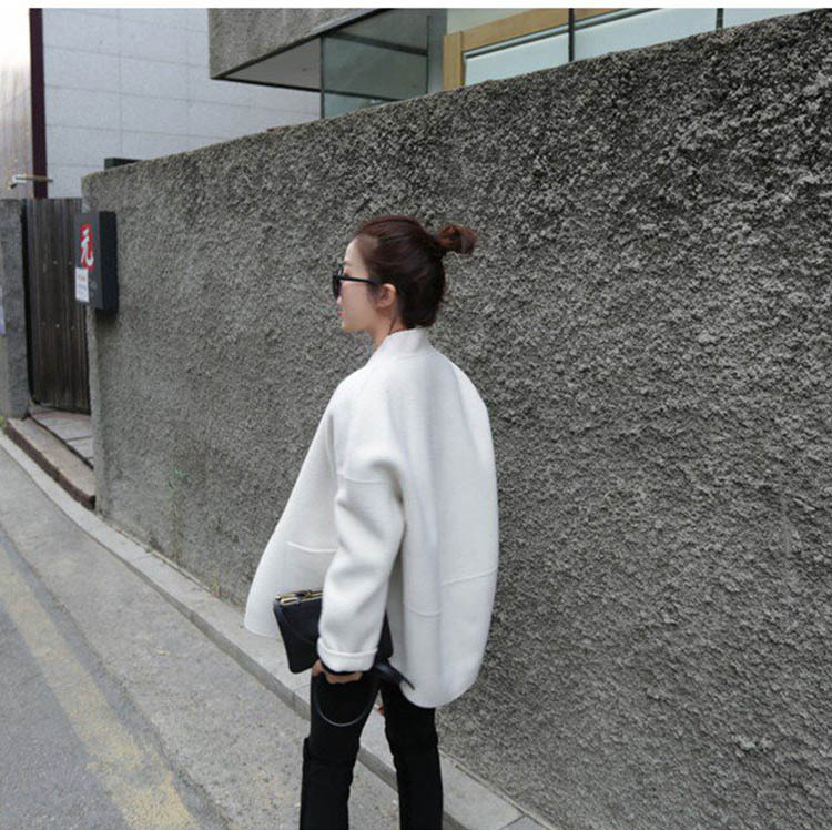 Cocoon loại áo hai mặt cashmere đoạn ngắn áo len nhỏ ngắn phía trước dài rộng bán rộng phiên bản lỏng lẻo couple tx áo khoác nữ
