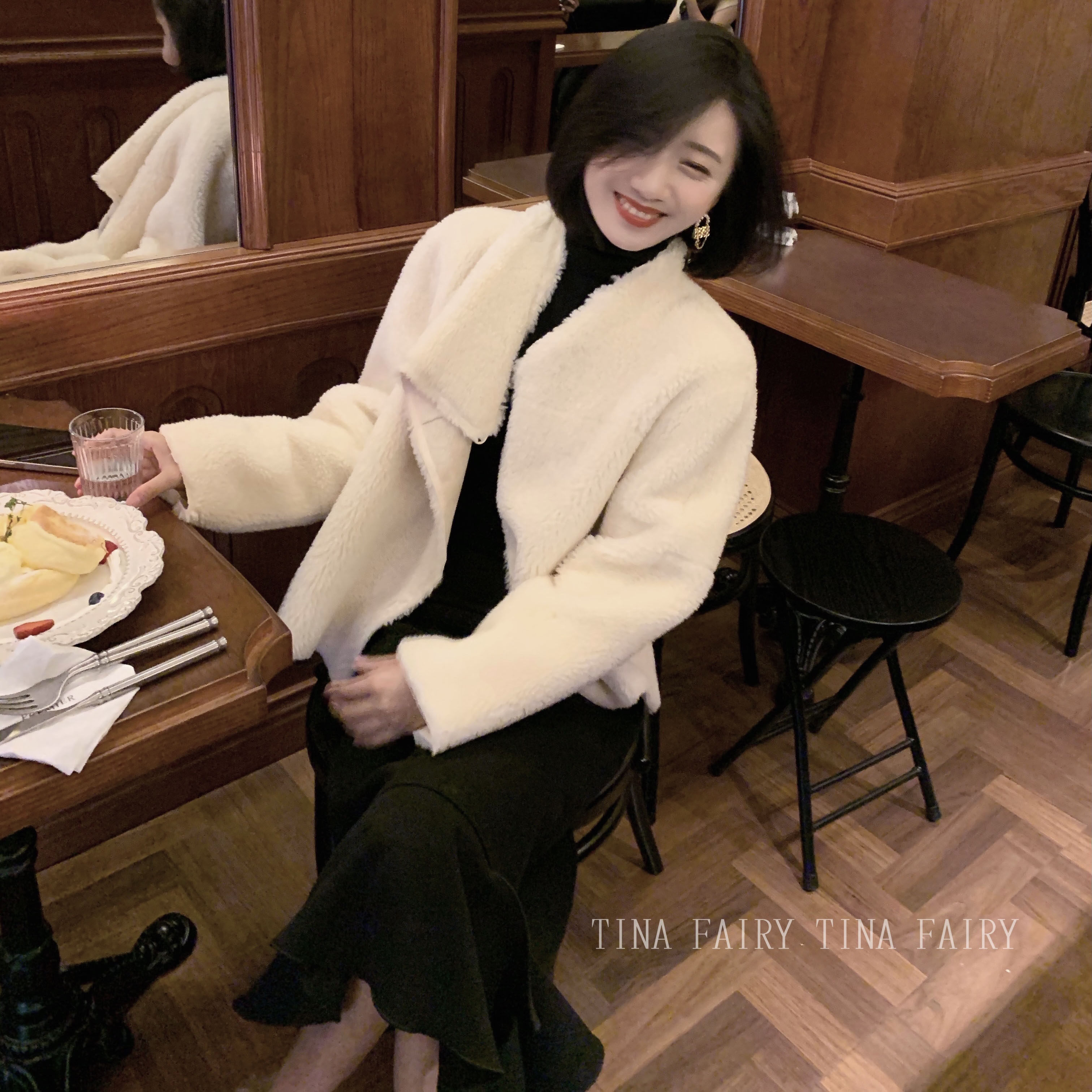 Tinafairy Korean temperament lazy wind white haute couture small fur coat women winter