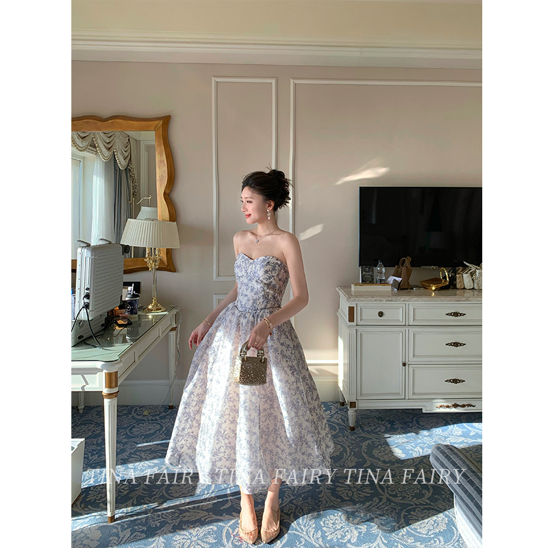 Tina/Blue and White Porcelain Fishbone Dress, Available in Both Long and Short Styles Tina/Blue and White Porcelain Fishbone Dress, Available in Both Long and Short Styles