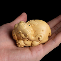 Yellow Poplar Wood Carving Disc Play Pendant Solid Wood Living Room Handicraft Men carry out the playwand with the handlebar Elephant Pendulum