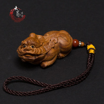 Australian sandalwood to play with hand pieces to make money brave carving crafts wood carving evil pendants portable wood ornaments
