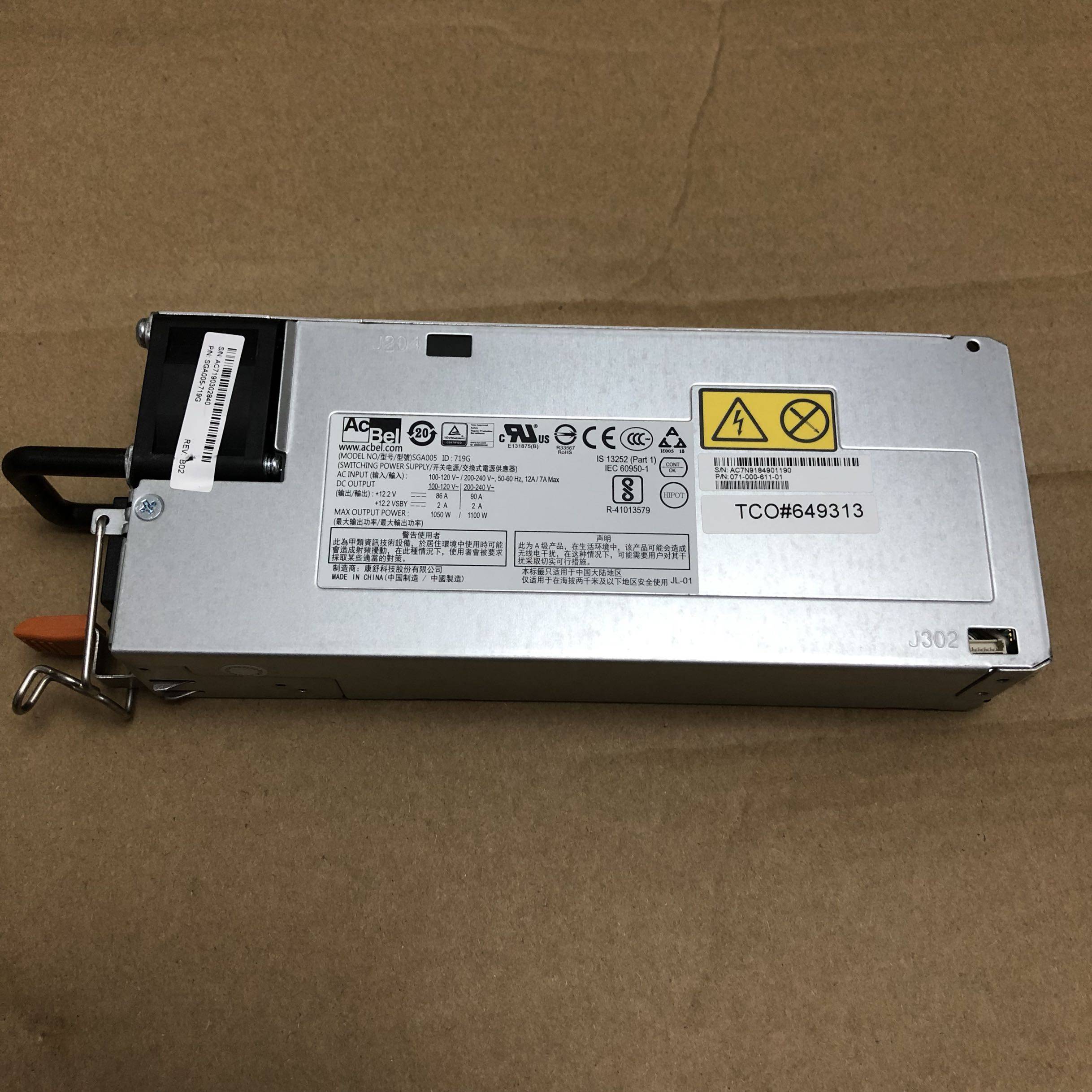 071-000-661-01 EMC SGA005 1100W VNX5200 Disk array cabinet power supply 710G