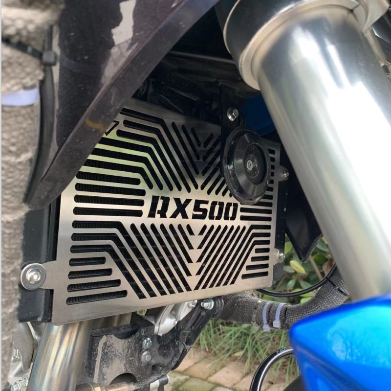 Suitable for Zongshen Cykron RX500RX3S modified stainless steel water tank radiator protective net water tank protective cover
