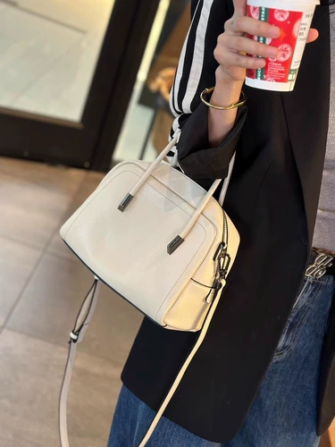 Кожаная вместительная и большая сумка через плечо, США, из натуральной кожи