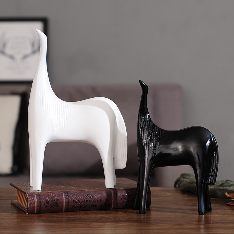 Simple abstract Nordic style geometric animal horse decoration home living room wine cabinet bookcase crafts creative decoration