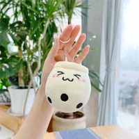 Бежевая бежала обычная висящая цепь