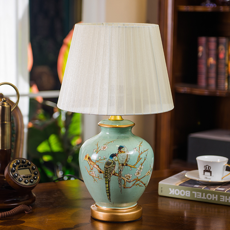 Europe type desk lamp creative berth lamp of bedroom the head of a bed American ceramic painting of flowers and birds sitting room adornment bedroom lamp