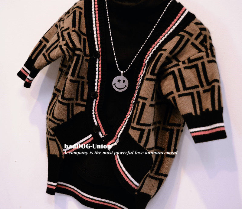 Dog Tide Brand Sweater Cardigan Teddy Schnauzer Bomei Autumn New Cat British Short Tide Brand Cardigan Sweater