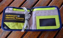 Spot Pacsafe Citysafe V50 shielded anti-theft certificate bag wallet only left wallet no satchel bag