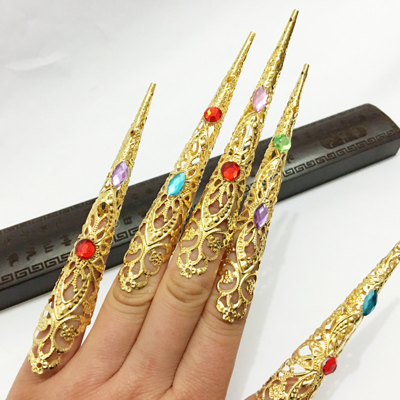 Dance Zhen Huan Huan Huan Huan Thickened Ancient Dress Palace Court Qing Palace Thousands of Guanyin Guanyin Nails Sleeve Belly Leather Dance Golden Fingernail