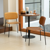 Nordic simple modern dining chair Designer chair ins wind net Red creative household solid wood wrought iron backrest dining chair