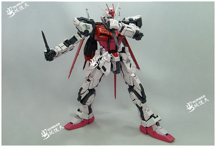 Taipan Lắp ráp mô hình PG 1:60 Blush Strike Airmaster Warrior Robot Robot - Gundam / Mech Model / Robot / Transformers 	mô hình robot người