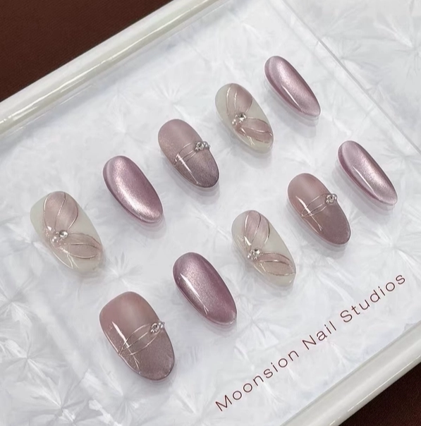 Wearable Nails 2025 New High-End Almond Nails Light Luxury Handmade Petal Purple Manicure