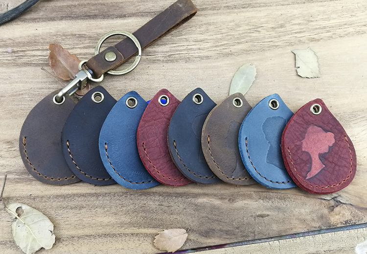 Handmade da mini điều khiển truy cập thẻ nhỏ đặt cộng đồng thang máy gói thẻ tròn Thẻ cảm biến thẻ siêu mỏng nam nữ mẫu đôi bọc thẻ căn cước