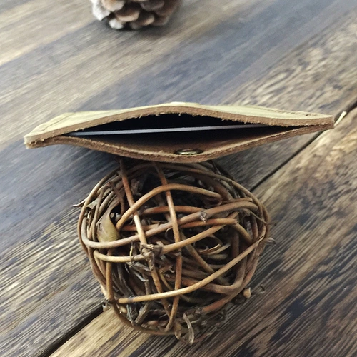 Оригинальный кожаный картхолдер, мультяшный чехол для проездного с гравюрой, воловья кожа, делается под заказ