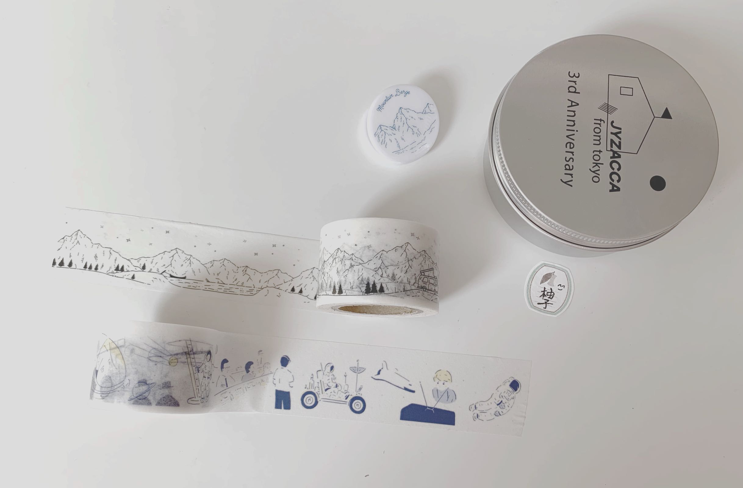 JY Grocery Mountain Berge Universe and Paper Tape