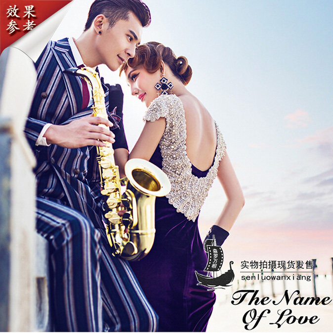 European and American Style Retro emulated plastic saxophone Wedding Yarn Adult Lovers Outscene Props Big Sax Models