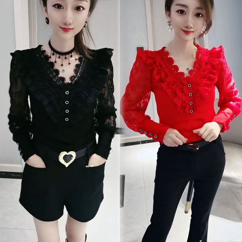 2026 Early Spring New Lace Blouse, Korean Style, Slimming Long-Sleeve V-Neck Patchwork Women's Top, Red Base Layer Trendy 2026 Early Spring New Lace Blouse, Korean Style, Slimming Long-Sleeve V-Neck Patchwork Women's Top, Red Base Layer Trendy
