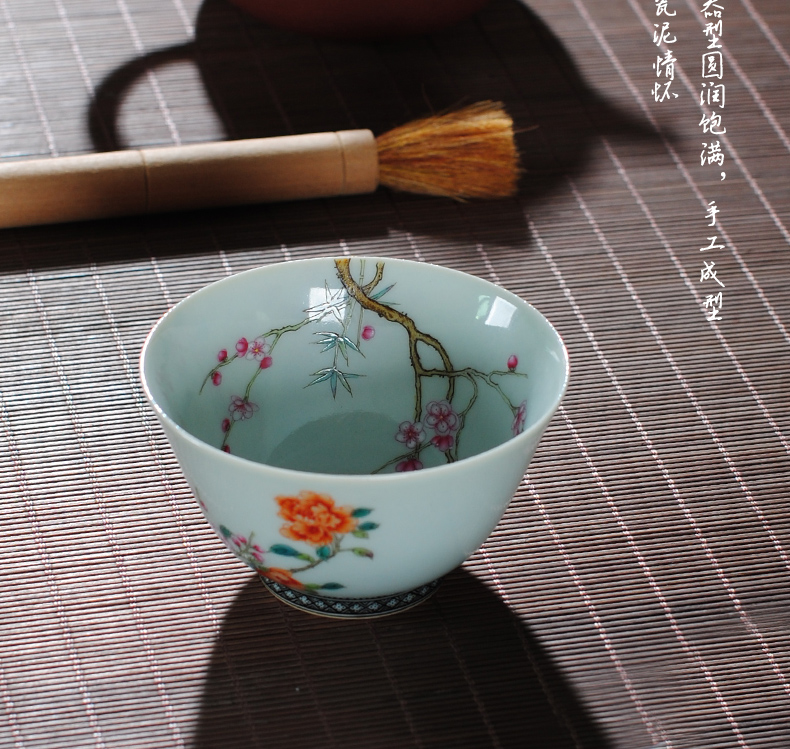 The Owl up jingdezhen antique green glaze colored enamel tea name plum flower wall painting master kung fu tea cups of tea