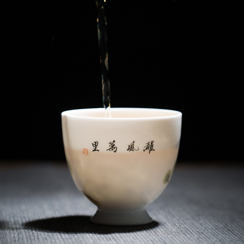 Jingdezhen ceramic hand - made glory wanli roars master cup sample tea cup individual cup kung fu tea cups