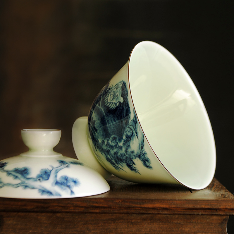 The Owl up of archaize of jingdezhen blue and white porcelain tea set hand - made tureen checking ceramic cups tea bowl three cups