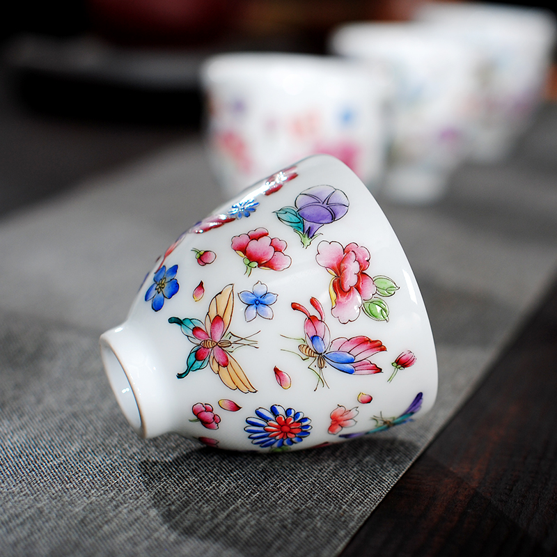 Jingdezhen ceramic painting of flowers and individual cup single CPU colored enamel sample tea cup masters cup hand - made butterfly kung fu tea cups