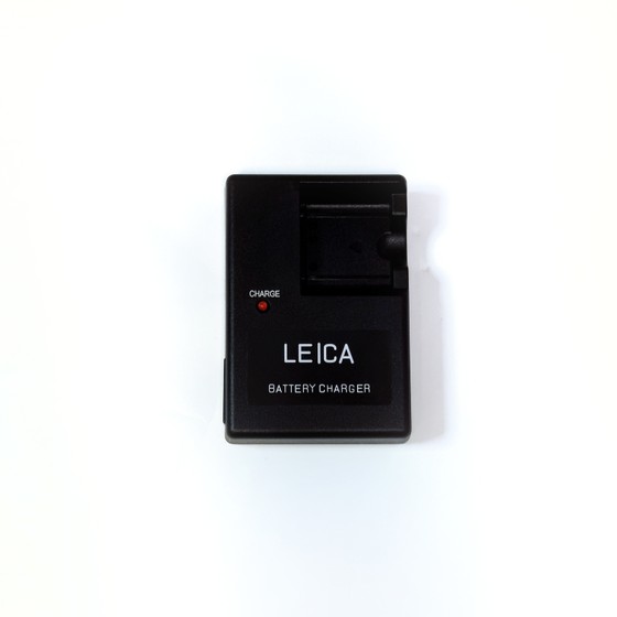 Leica Sofort 카메라 폴라로이드 정품 충전기 Leica PB-DC17 배터리 홀더 무료 배송