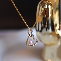 Heart and heart seal Japan imported Aurora Akoya natural sea water Small Pearl 18K gold double love heart pendant