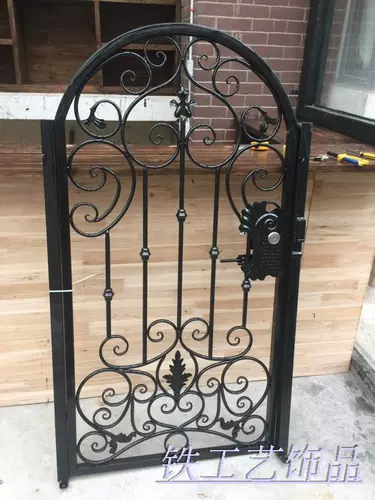 Алюминиевый сплав, европейская железная дверь виллы, наружная железная дверь, дверь во двор, забор, заводская защитная дверь, свадебное украшение, дверь