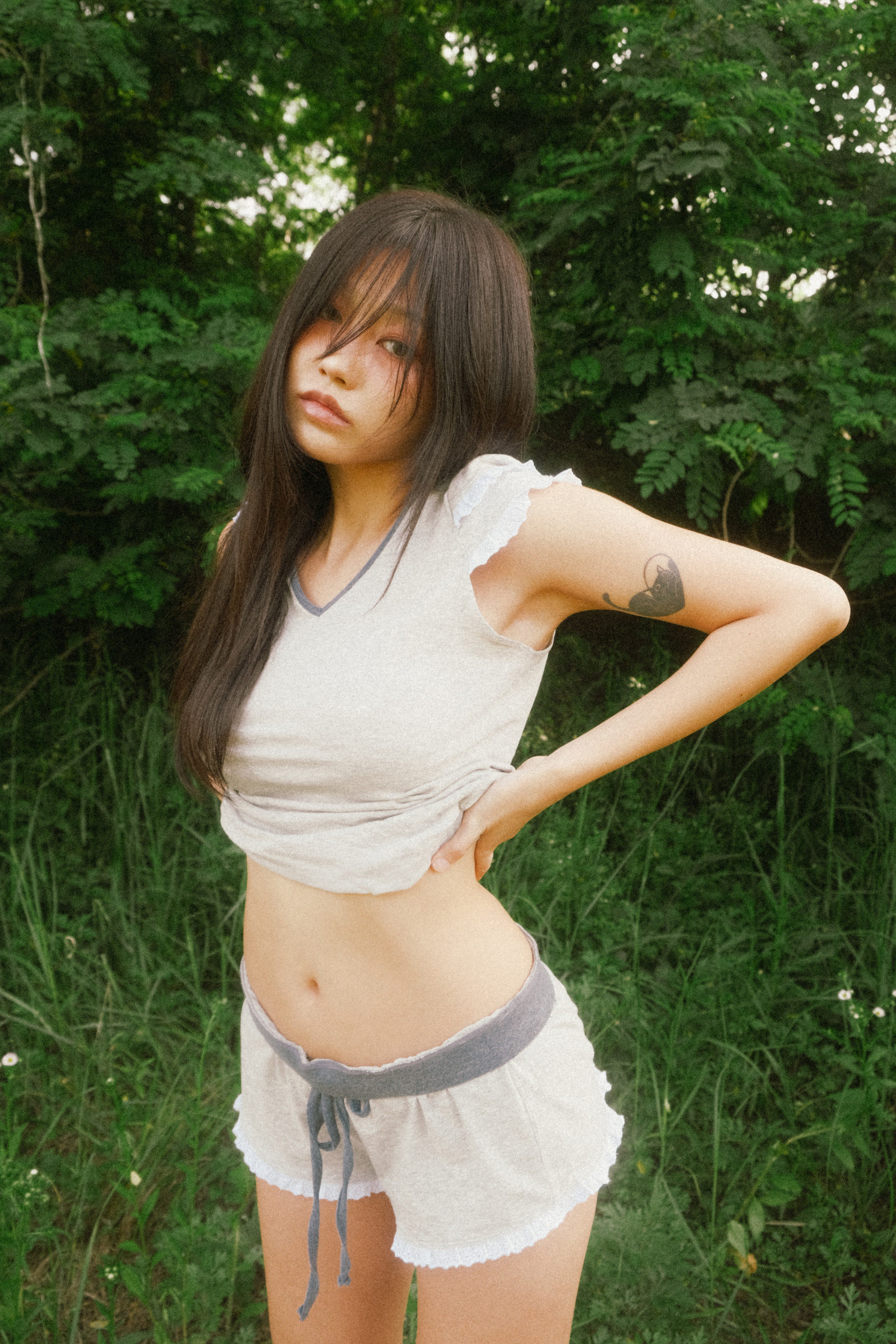 Дизайнерская кружевная короткая футболка с коротким рукавом, шорты, штаны, комплект, кружевное платье для девушки 