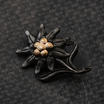 Re-engraved old mountain edelweiss hunter leaf oak leaf brooch badge badge