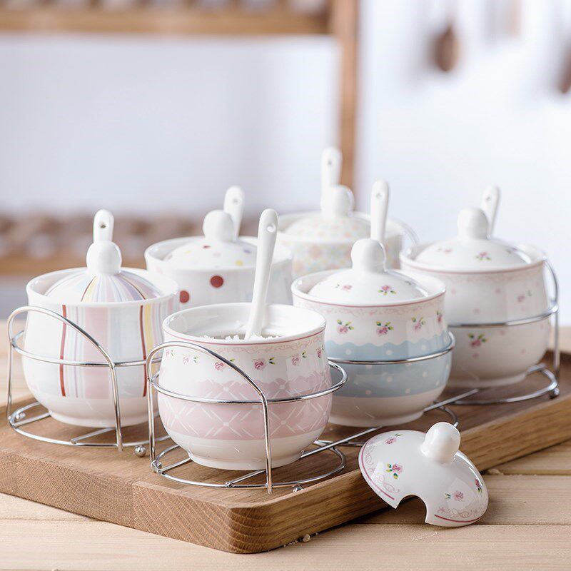 Large sauce cup Vertical storage tank Combination of round Japanese oil and salt ceramic seasoning box set household