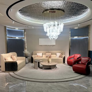 High-Back Leather Pull-Button Sofa, High-End Large House Living Room, First-Layer Cowhide Italian Style Accessible Luxury Bentley Furniture