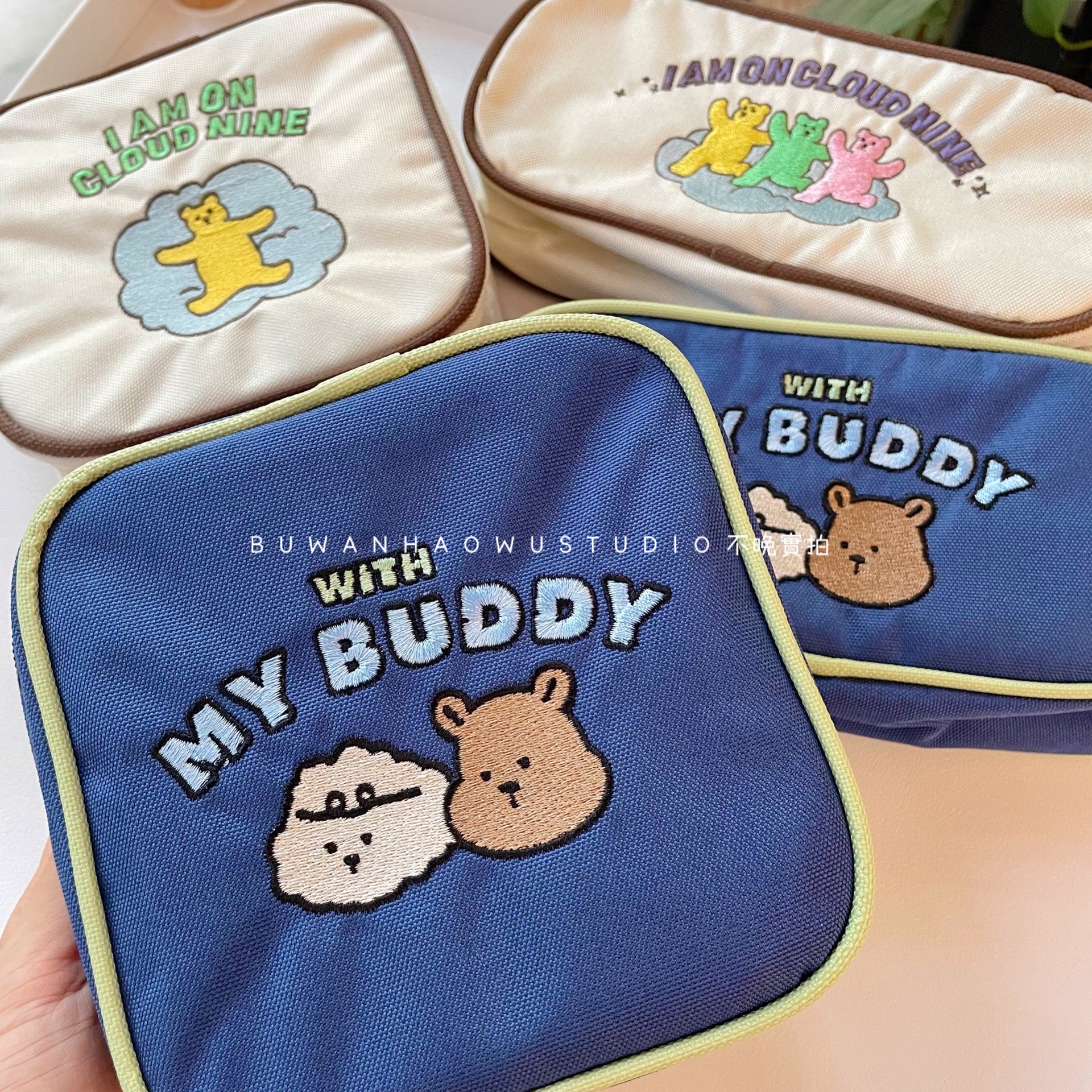 Knock on the Korea Ins Cute Embroidery Little Bear Student Pen Bag Stationery Bag Portable Makeup Bag Cashier Bag