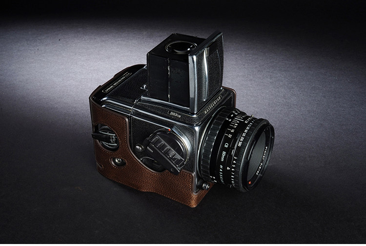 本革 HASSELBLAD 503/501/205用カメラケース 本革 HASSELBLAD 503/501/205用カメラケース - メルカリ