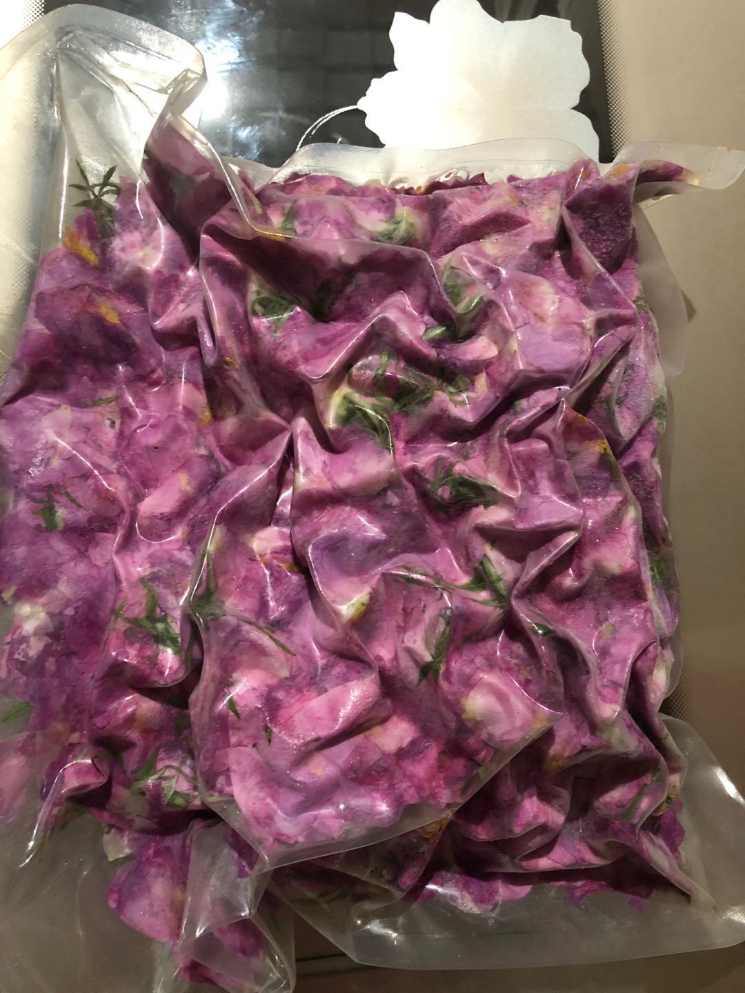 Marinated Damascus roses 5 pounds 80 yuan color Meimei Da inventory is not much oh