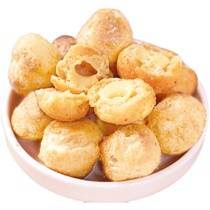 Taiwan specialty milk puff Strawberry Chocolate casual biscuit snack sandwich egg pastry 57g