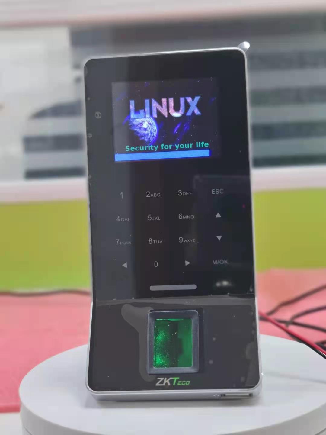 Central Control F28 Fingerprint Password Attendance Access Control All with Network WiFi Wireless U Disk Connection Can Set IDIC Card