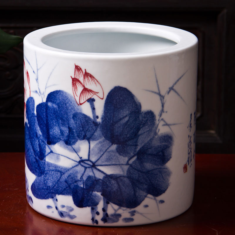 Blue and white porcelain of jingdezhen ceramics study four calligraphy brush Blue and white lotus brush pot home decoration products