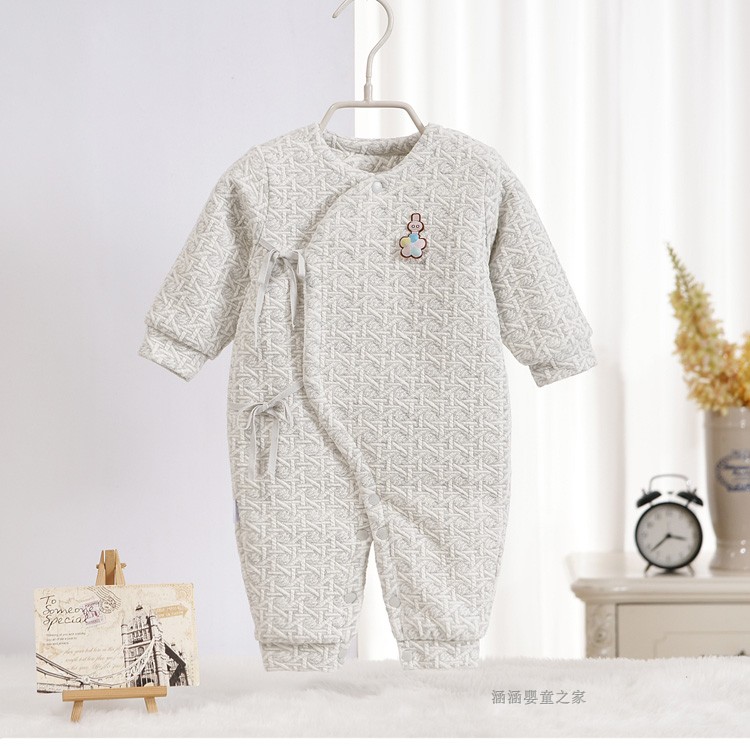 Quần áo sơ sinh cotton ấm cho bé tu sĩ phù hợp với jumpsuit 0-3 tháng áo choàng cotton mùa thu đông bộ body suit