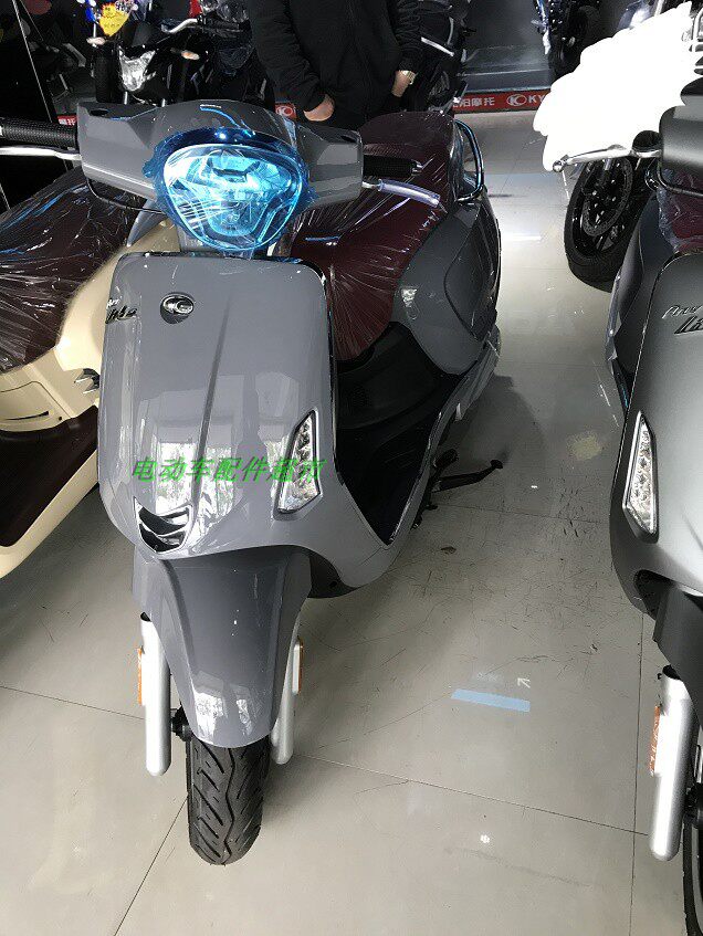 Application of the light Yanglek LIKE180Any LIke150 LIke150 CK150T-5 Q150 locomotive housing accessories