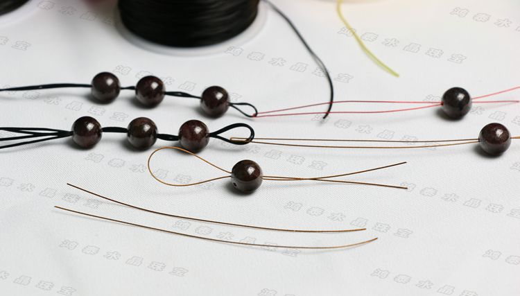 Nhập khẩu tinh thể dây đàn hồi tốt da đàn hồi dây trang sức tự làm với vòng tay handmade đính cườm - Vòng đeo tay Clasp vòng tay đẹp