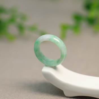 Waxy piaoyang green burmese natural grade a jade ring