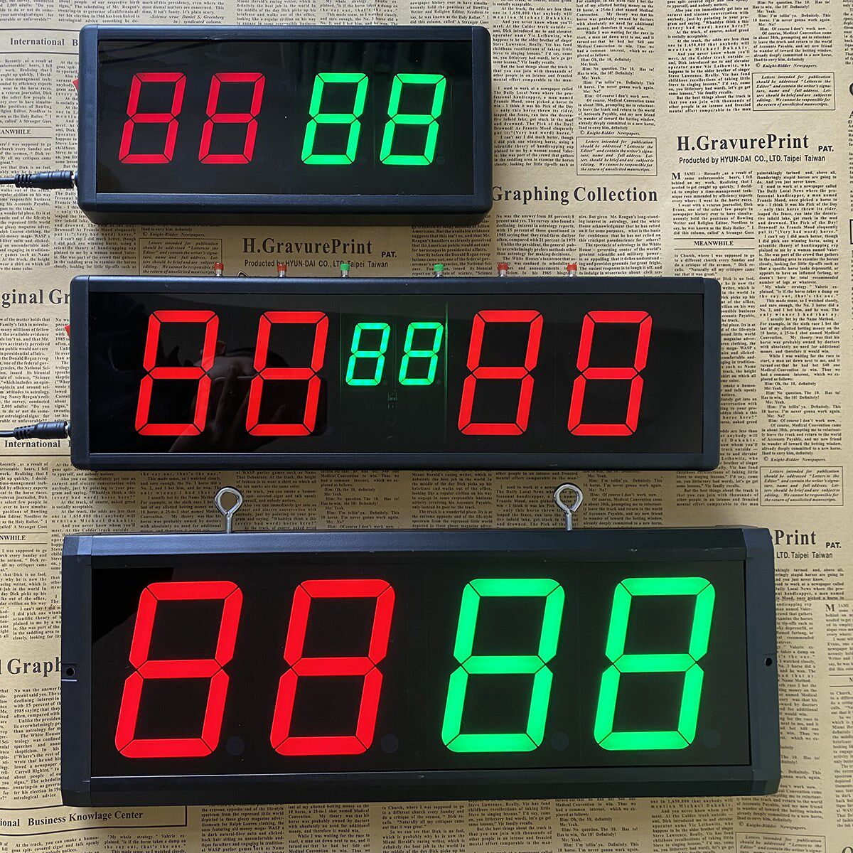 Electronic scoreboard basketball volleyball billiards scorer billiards badminton table tennis mini portable flip point remote control