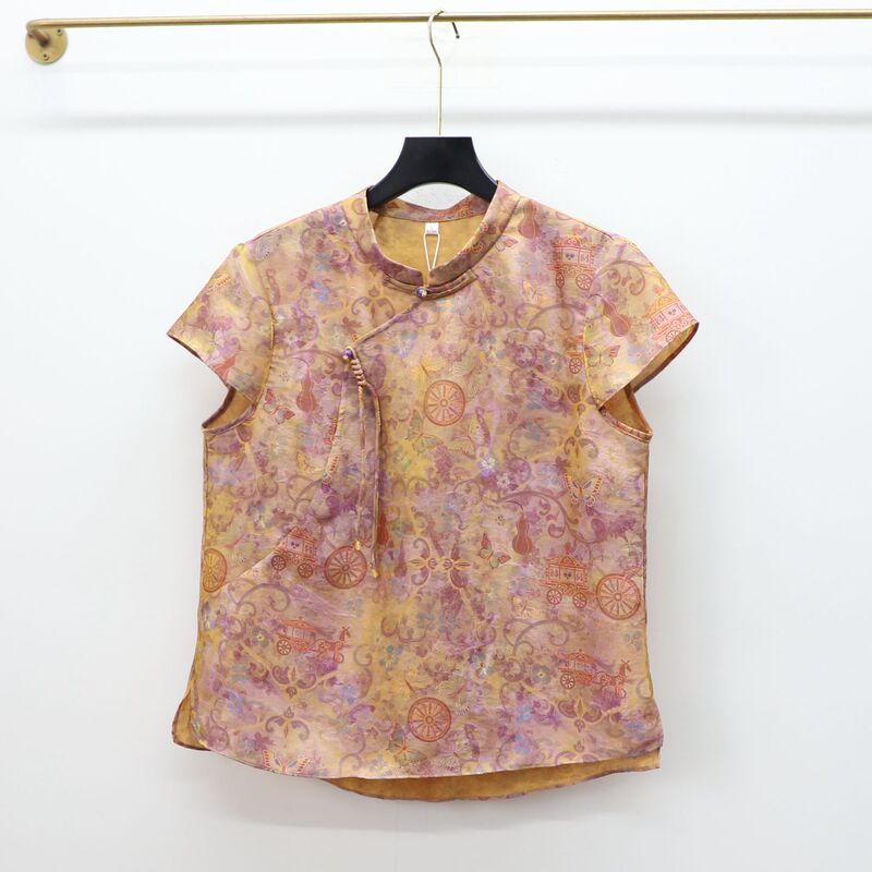 Same Style as in the Mall, Women's 2026 Summer Top, Juanmu Qinghua 26B-X507, Stand Collar, Shell Sleeves, Stylish Chinese Style, Plus Size Blouse