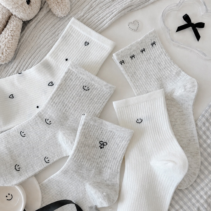2026 Autumn New Style Linen Gray Smiley Face Socks Women's Mid-Calf Socks Simple Combed Cotton Breathable Sports Casual Style Spring and Autumn 2026 Autumn New Style Linen Gray Smiley Face Socks Women's Mid-Calf Socks Simple Combed Cotton Breathable Sports Casual Style Spring and Autumn
