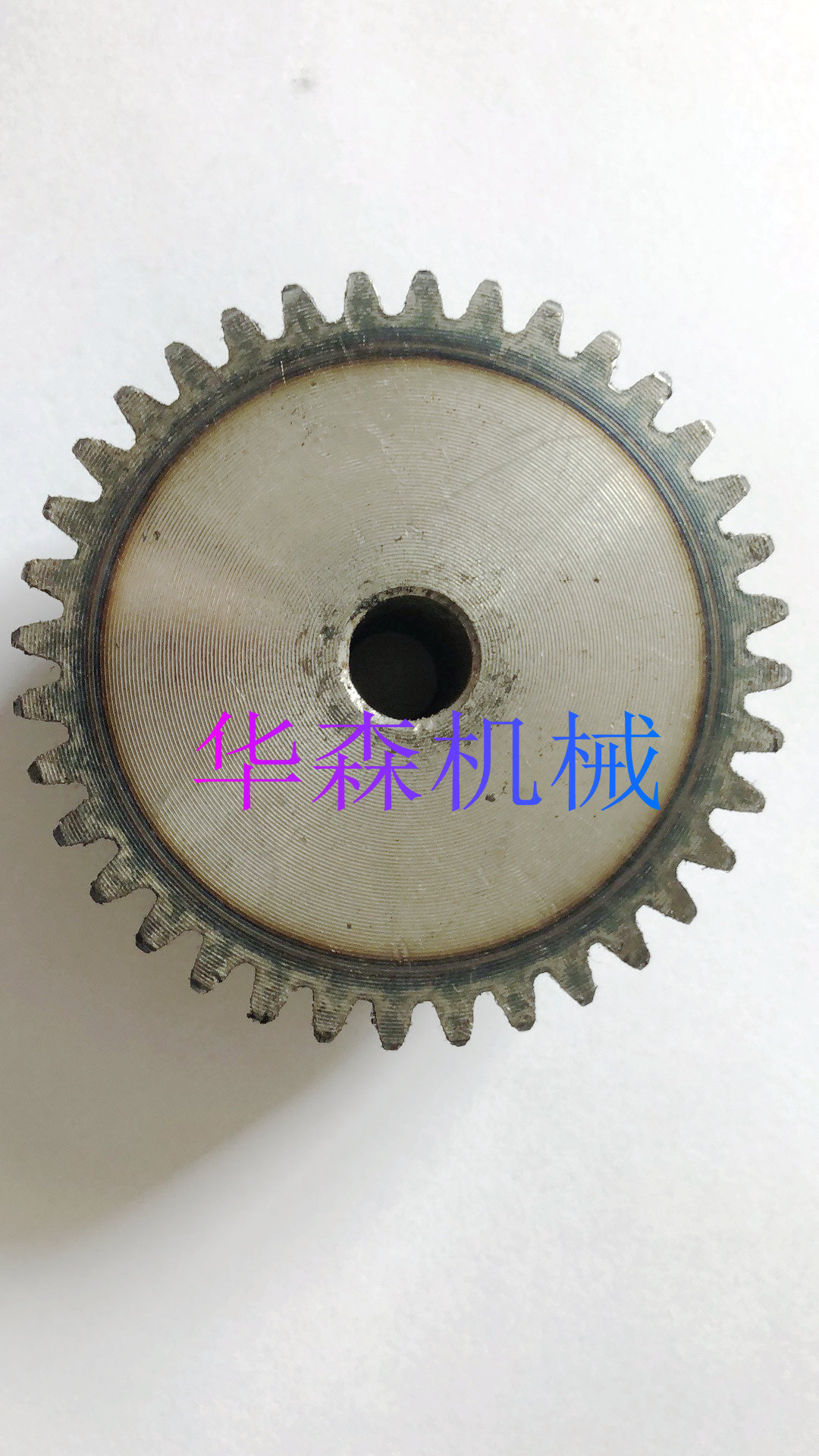 The gear straight gear cylindrical gear 3 mode 12 - 35 tooth thickness 30MM 45 steel gear horizontal wheel