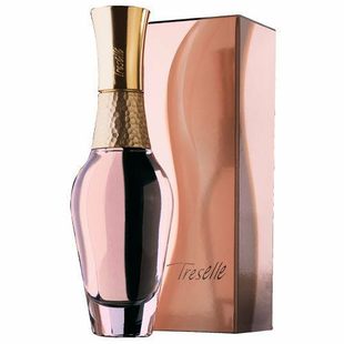 Avon TRESELLE Original Charm сүрчиг 50мл Бадамлянхуа Цахилдаг Хөнгөн үнэртэн Дур булаам, дур булаам газар нь анхилуун үнэртэй зөрчилддөггүй.