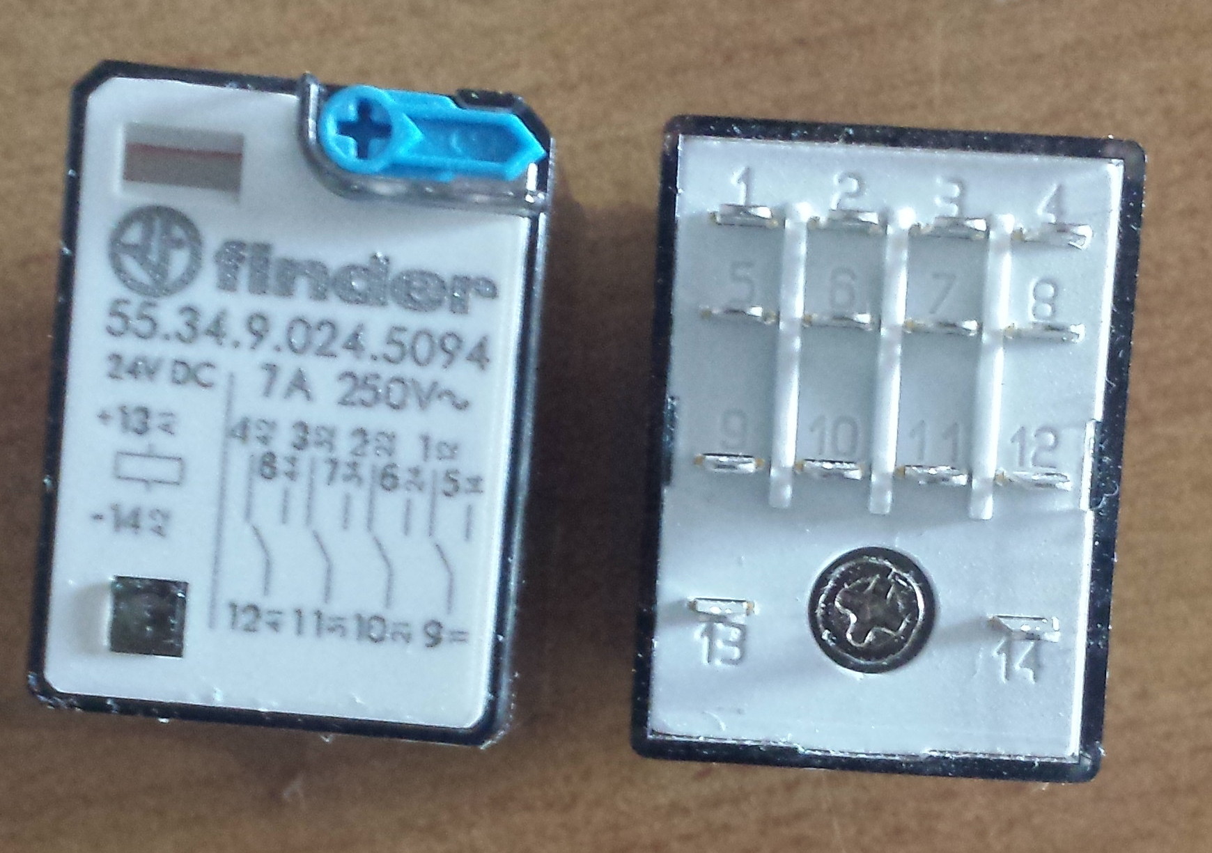 55 34 9 024 5094 FINDER relay new original spot